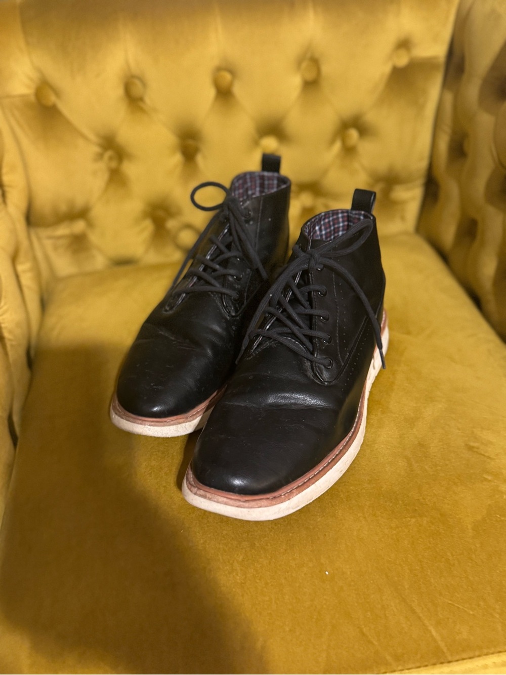 Ben Sherman Black Leather Chukka Boots with White Crepe Sole